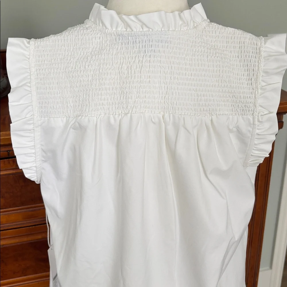 NWT Chico’s Zenergy UPF Neema Smocked Ruffle Sleeveless Top in Alabaster - Picture 5 of 10